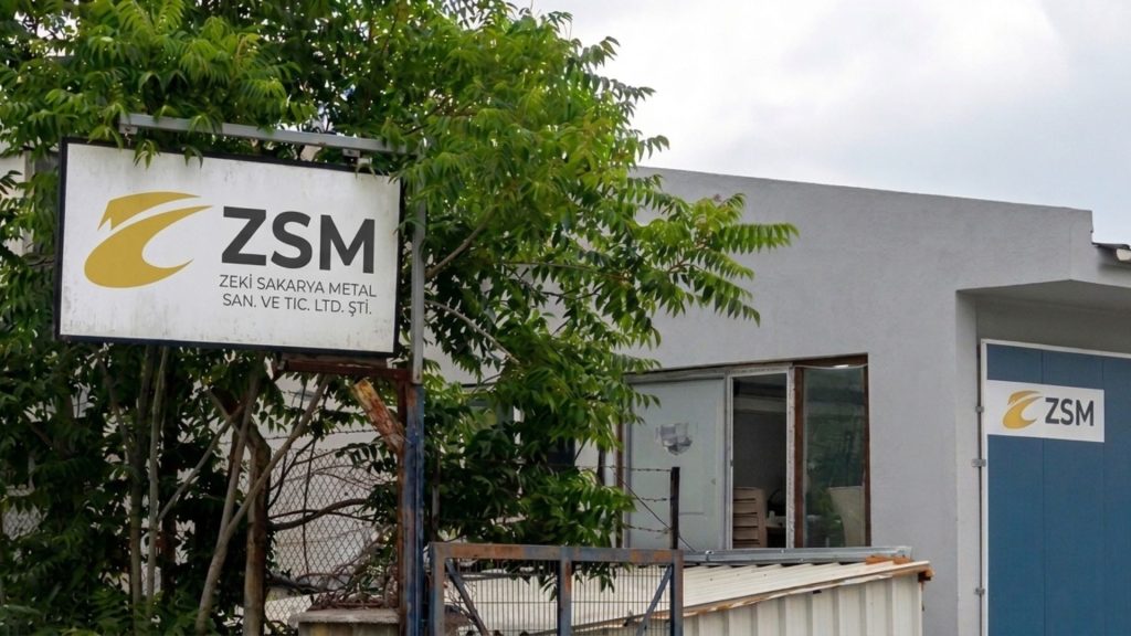Türkiye’nin en iyi konveyör üreticisi ZSM Metal fabrika binası ve kurumsal tabelası.